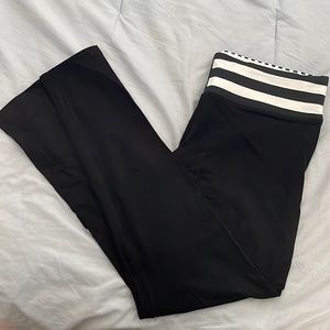 NWT! Leggings with black/white striped waistband